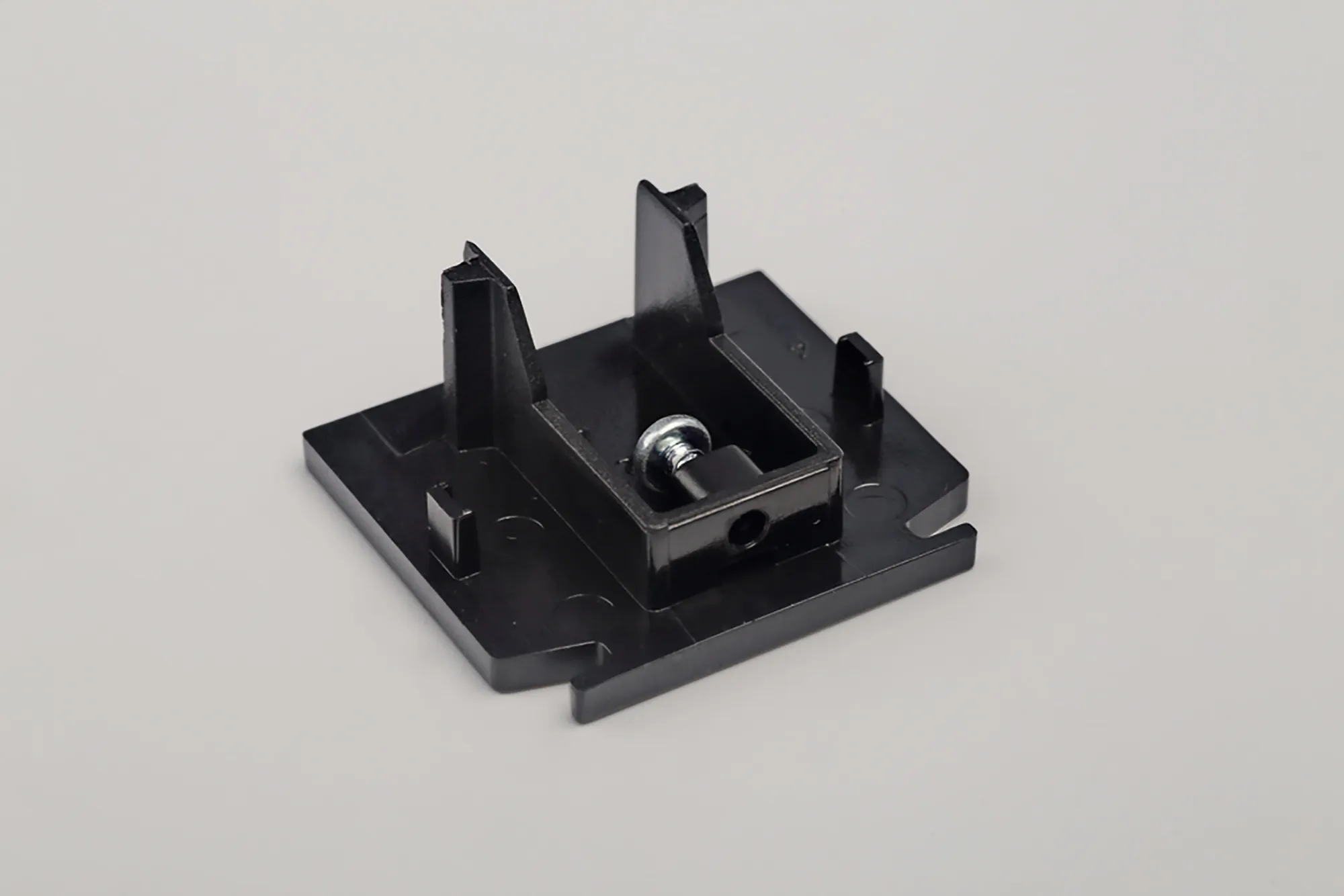 End Cap For All 3 Circuit Surface Mounted Tracks With Or Without Data Bus 555 0 1217 2  Eutrac 3 Circuit Surface-Black